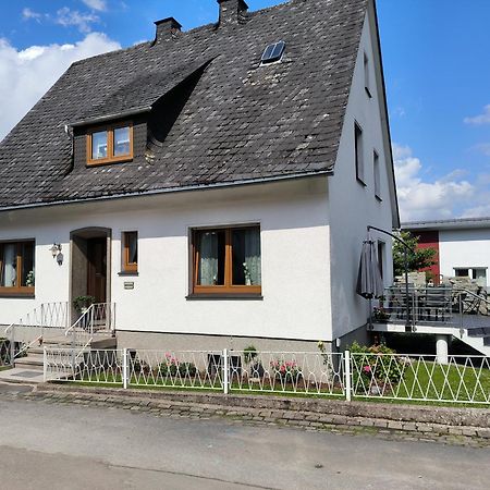 Marisa'S Sauerlandtraeumchen Apartment Brilon Bagian luar foto